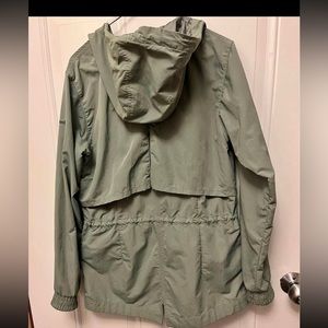 Women’s Columbia rain  jacket